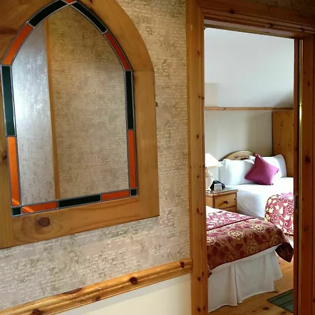 Copper Kettle Killarney